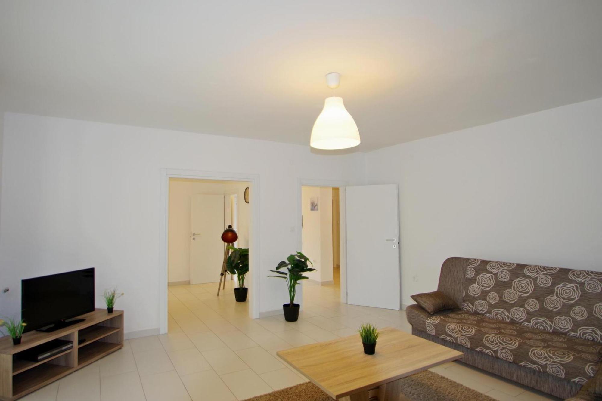 Apartments Nikolina Rakalj Luaran gambar